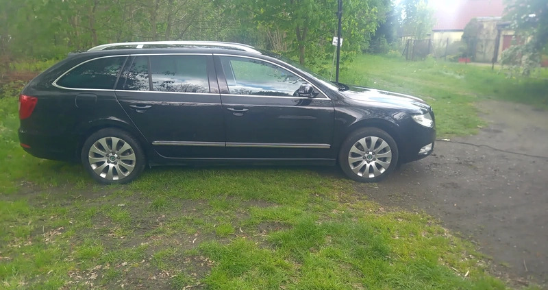 Skoda Superb cena 36200 przebieg: 147263, rok produkcji 2011 z Gliwice małe 154